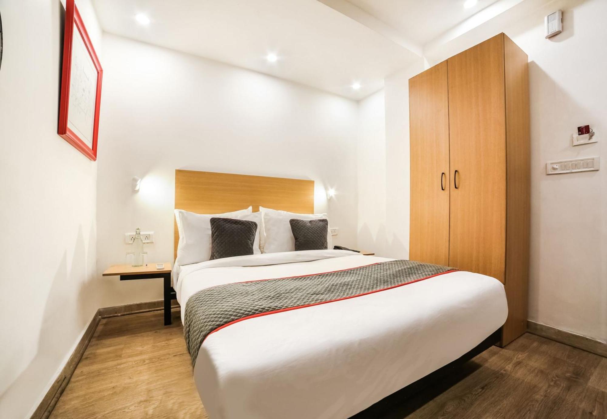 Super Hotel O Nawada Metro Delhi Zewnętrze zdjęcie
