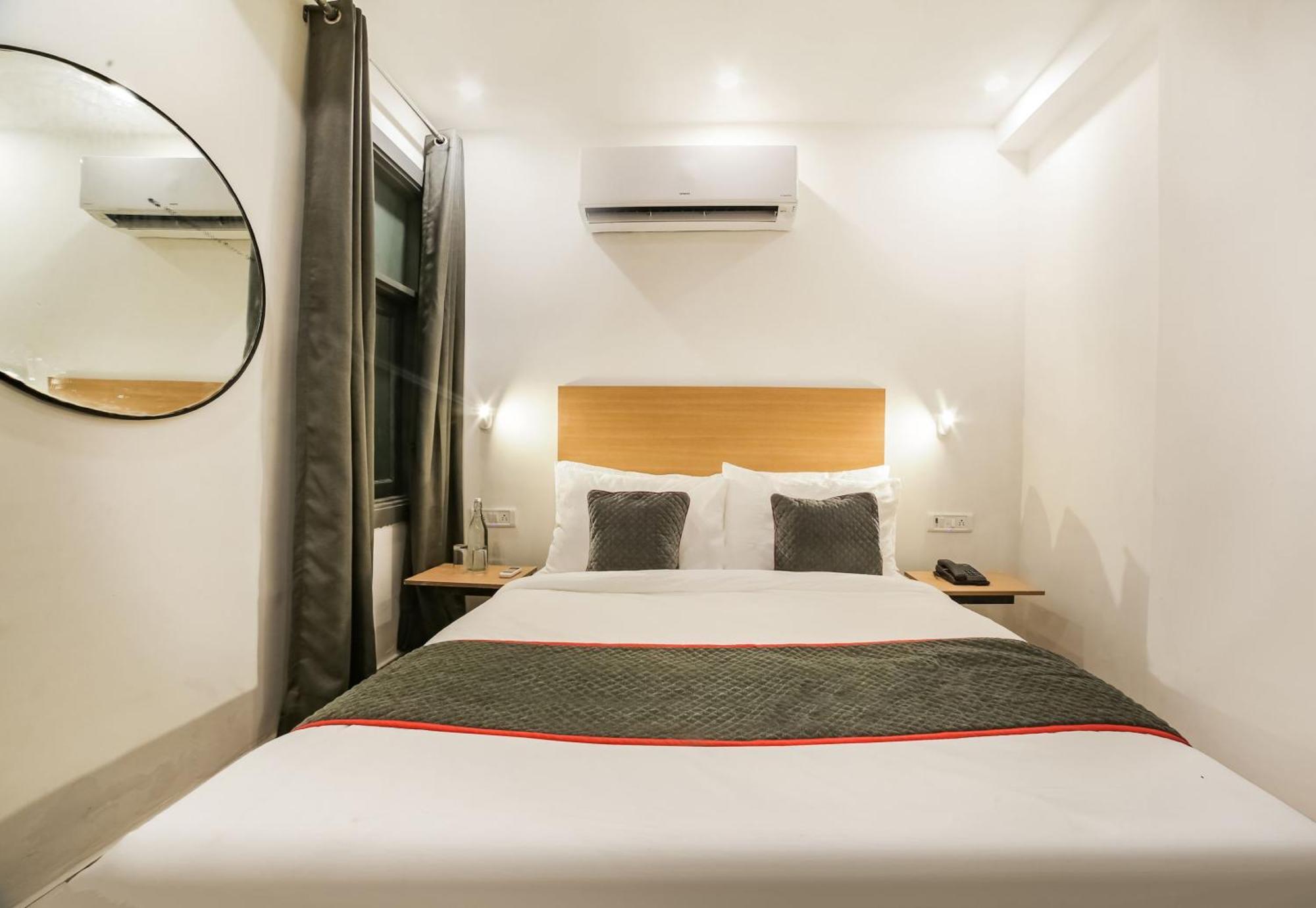 Super Hotel O Nawada Metro Delhi Zewnętrze zdjęcie